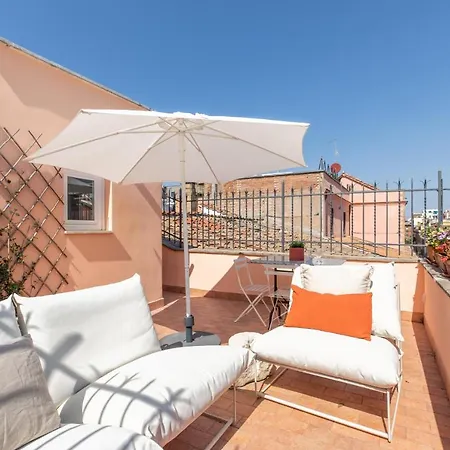 Iflat Lovely With View On Pope Window Appartement