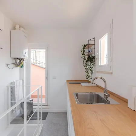 Iflat Lovely With View On Pope Window * Rome