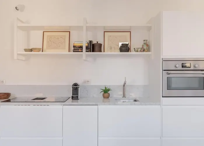 Iflat Lovely With View On Pope Window Apartamento